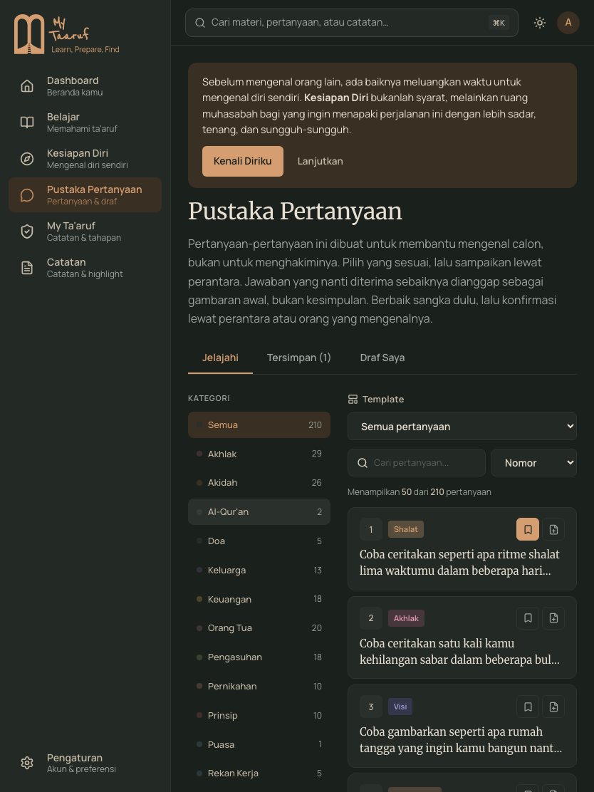 Tampilan aplikasi: Pustaka Pertanyaan, 210 pertanyaan dari 22 bagian, dengan pilihan template dan daftar pertanyaan yang bisa dipilih.
